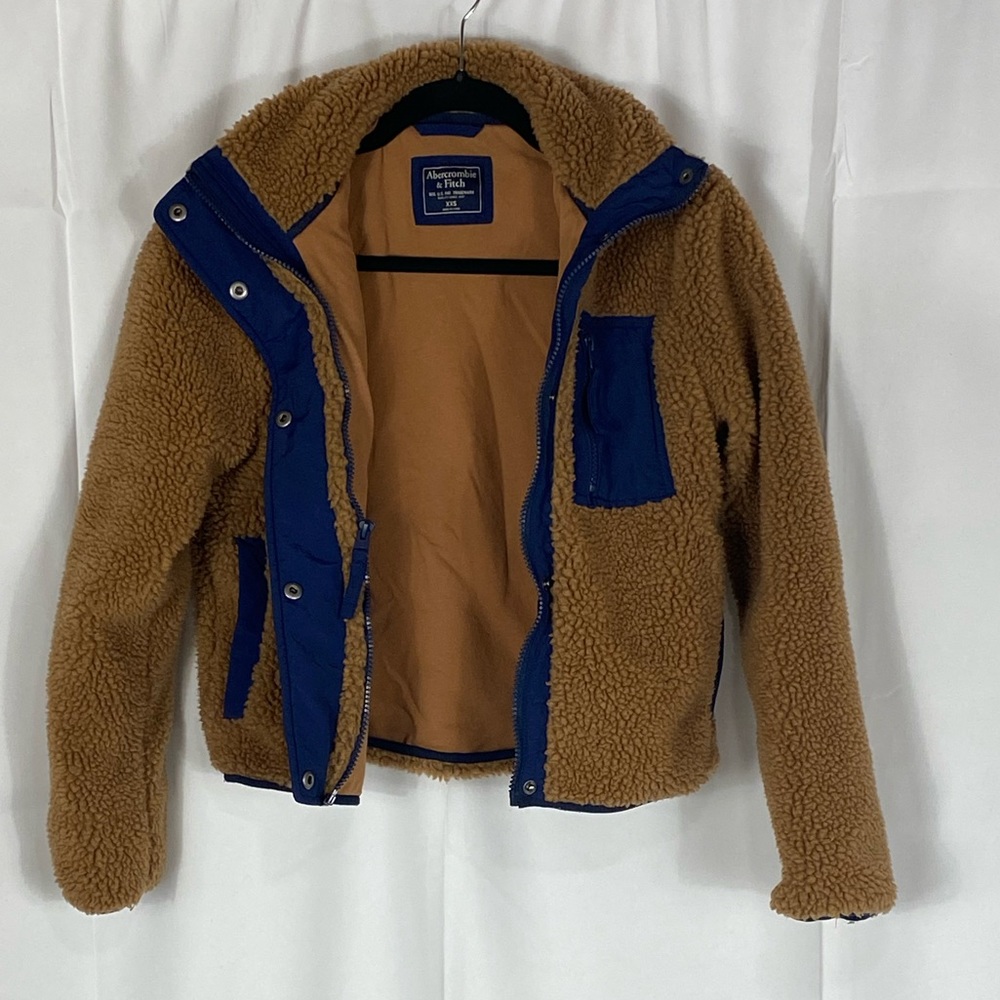 Women’s Abercrombie and Fitch Fleece jacket